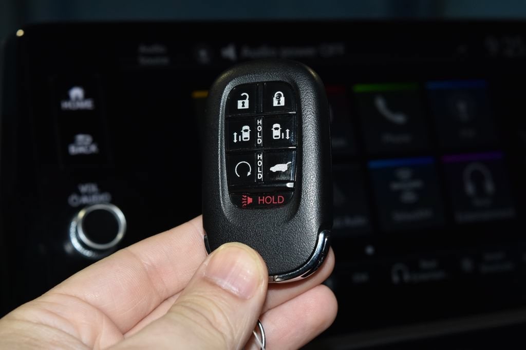 2026 Honda Odyssey Elite - Photo 16