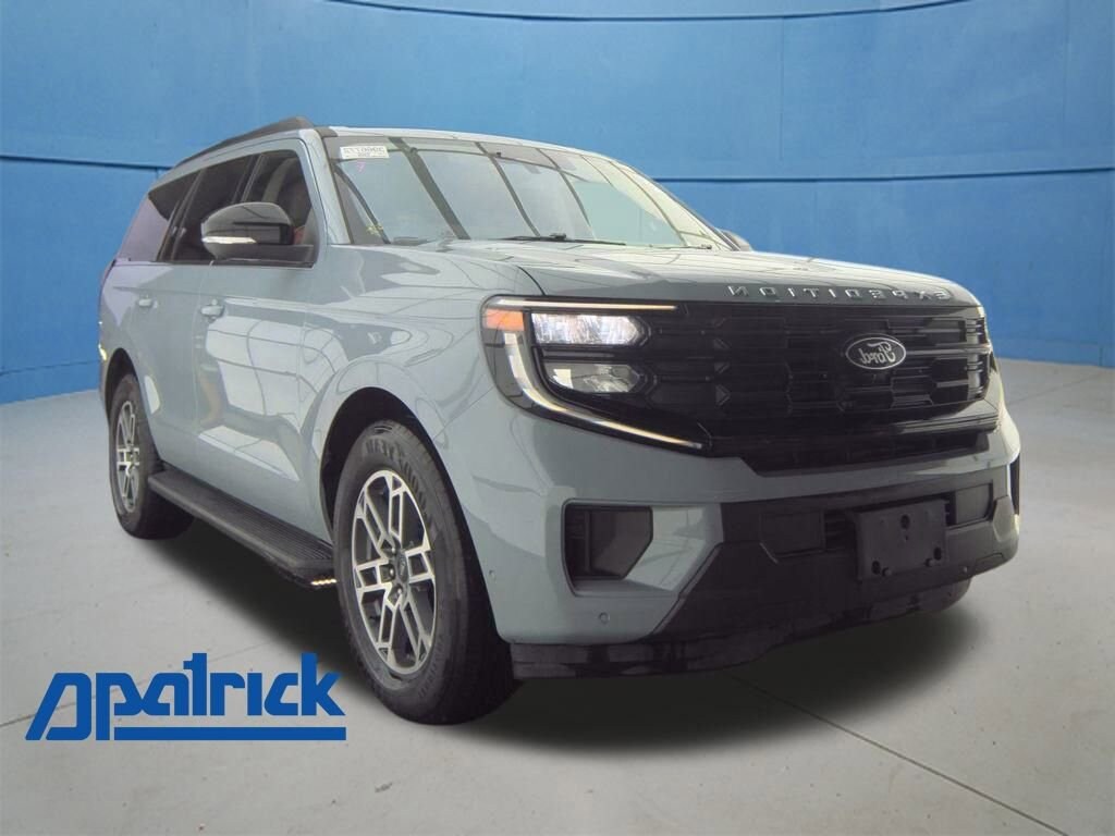 Used 2025 Ford Expedition Active SUV