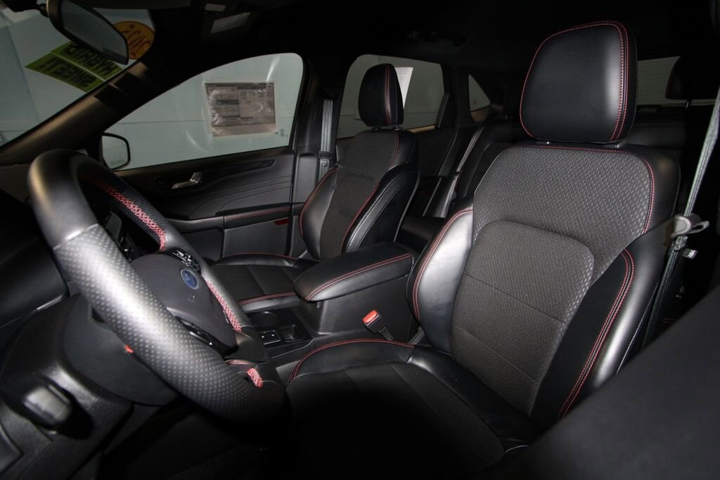 Used 2025 Ford Escape ST-Line SUV