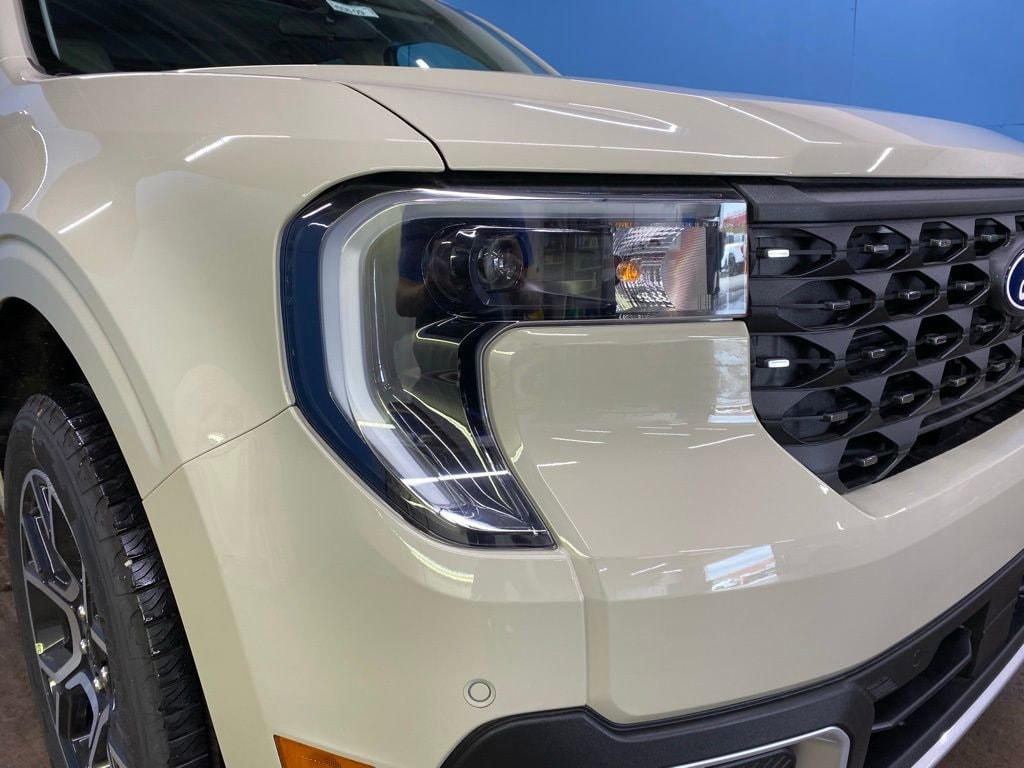 New 2025 Ford Maverick LARIAT LARIAT AWD SuperCrew