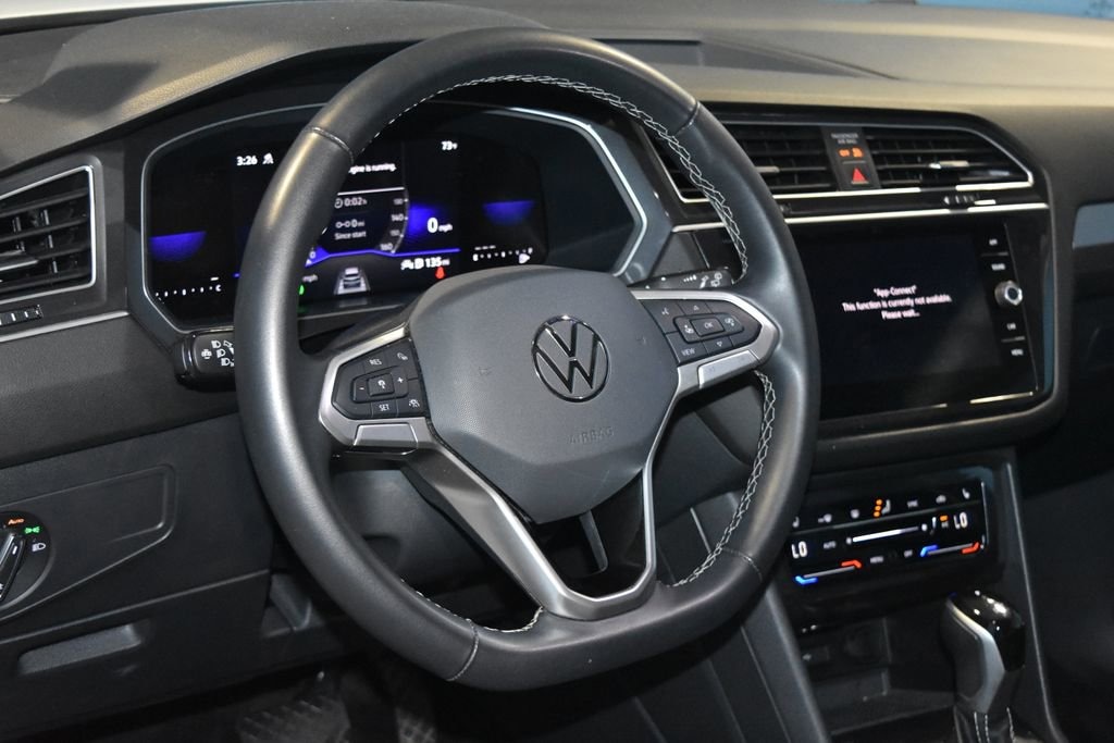 Used 2024 Volkswagen Tiguan 2.0T SE SUV