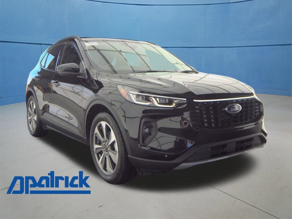 Used 2025 Ford Escape Platinum SUV