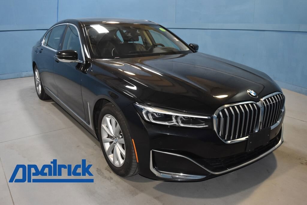 Used 2022 BMW 740i xDrive Sedan