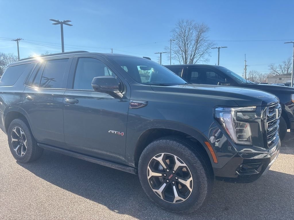 Used 2025 GMC Yukon AT4 SUV