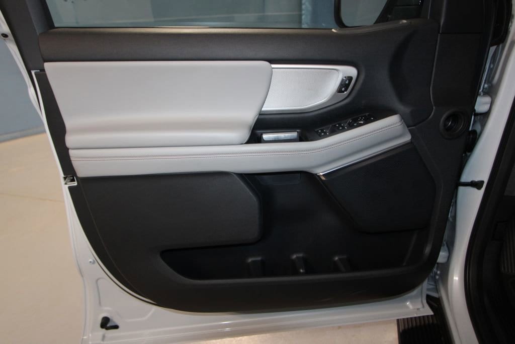 Used 2025 Ford Expedition Active SUV