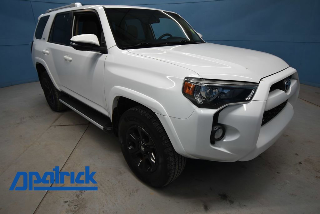 2018 Toyota 4Runner SR5 Premium's photo