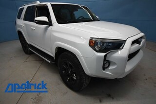 2018 Toyota 4Runner 4D Sport Utility JTEBU5JR5J5581437