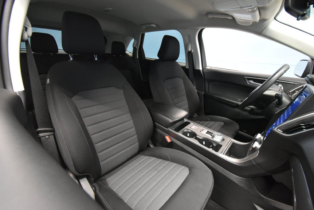 2024 Ford Edge SE - Photo 23