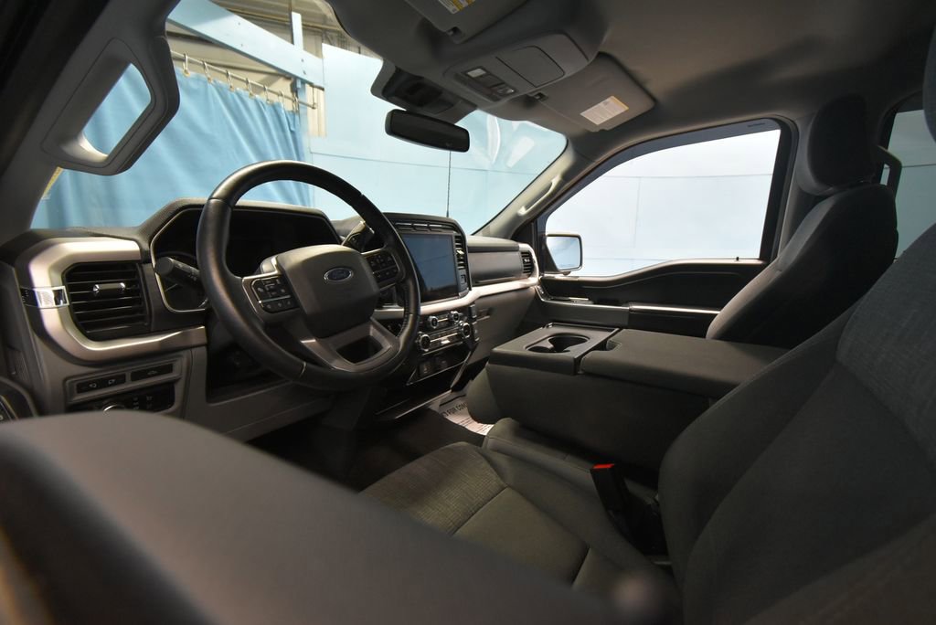 2022 Ford F-150 XLT photo 3