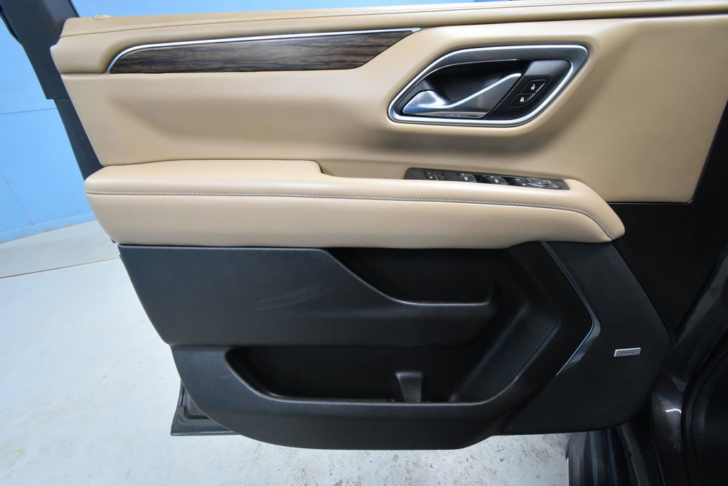 2021 Chevrolet Tahoe Premier photo 4