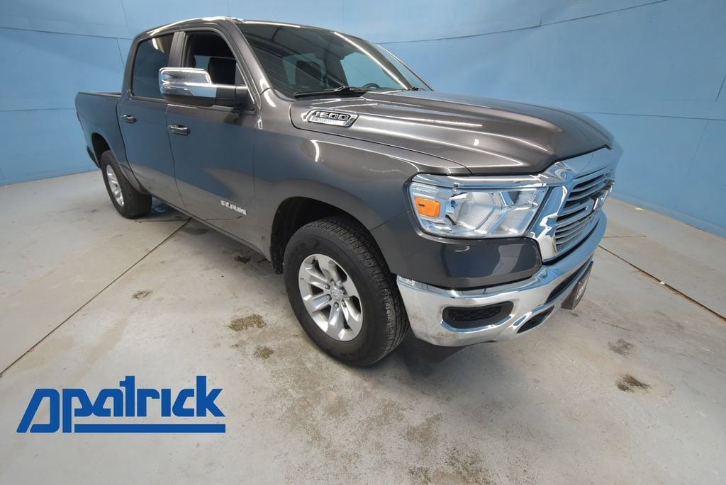 2024 RAM 1500 Laramie 4x4 Crew Cab 5'7's photo