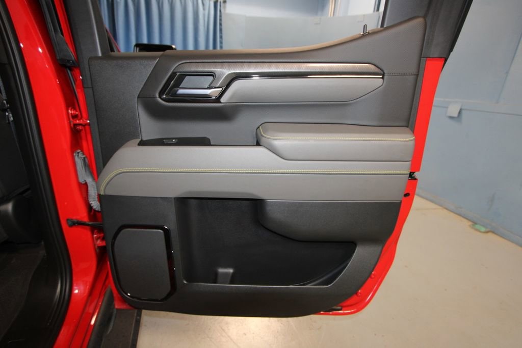 2023 Chevrolet Silverado 1500 ZR2 - Photo 30