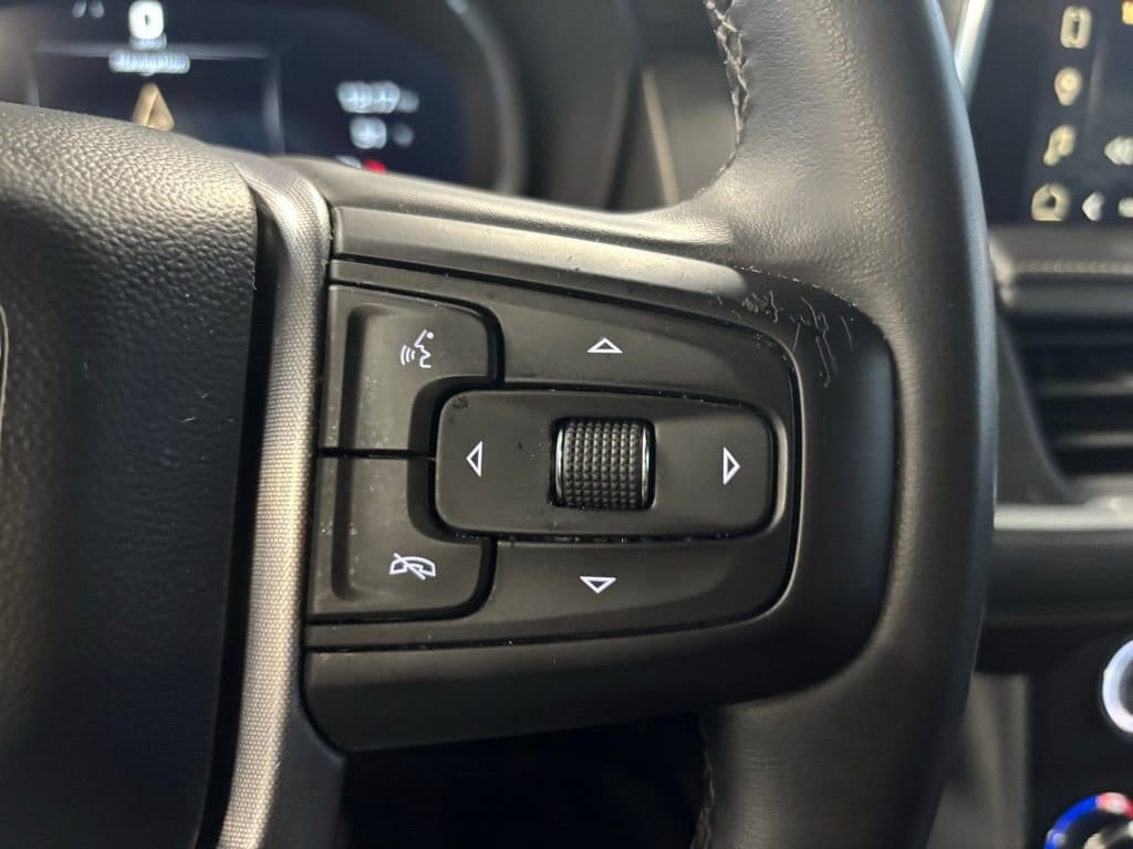 2023 GMC Yukon SLT - Photo 14