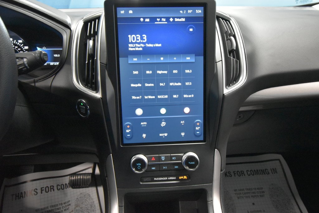 2024 Ford Edge SE - Photo 17