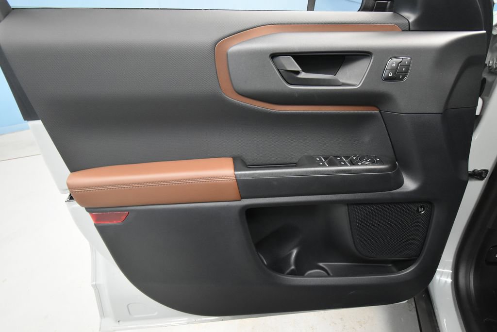 2024 Ford Bronco Sport Badlands photo 3