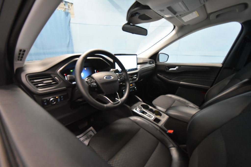 Used 2025 Ford Escape Plug-in hybrid PHEV with VIN 1FMCU0E13SUB29361 for sale in Boonville, IN