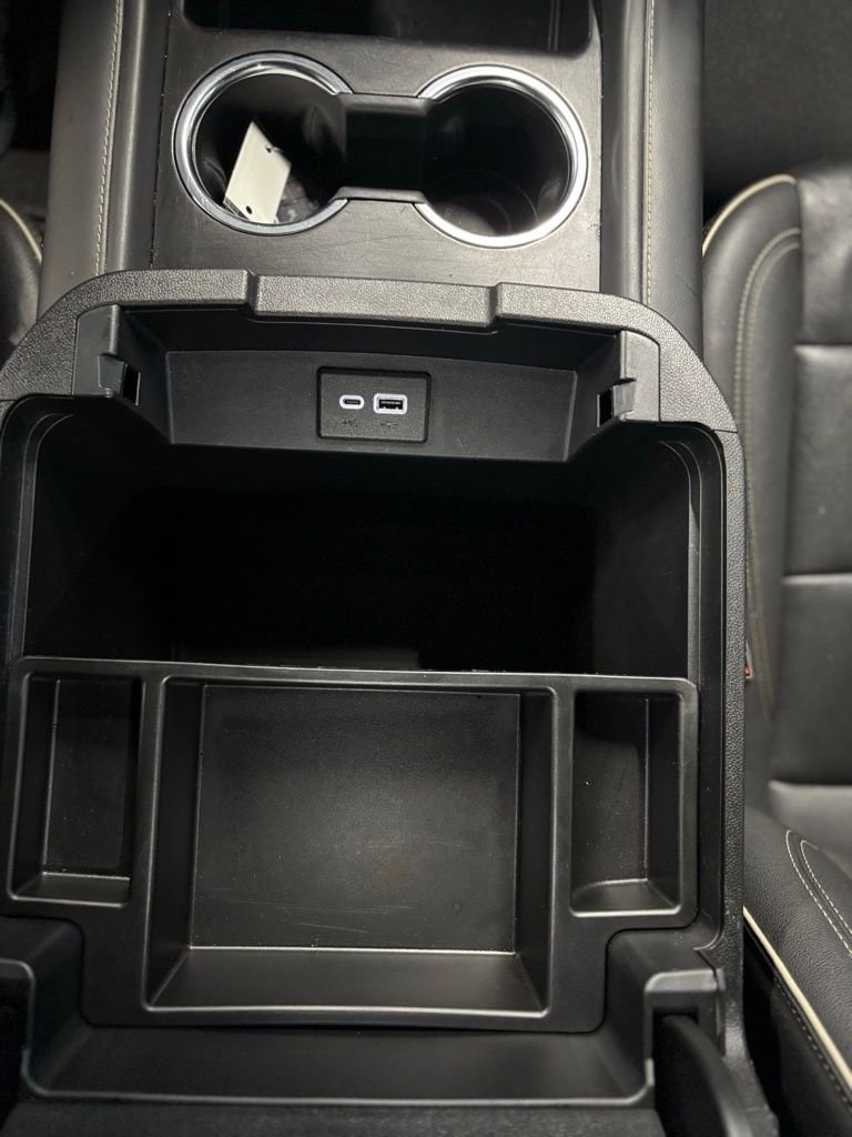 2023 GMC Yukon SLT - Photo 28