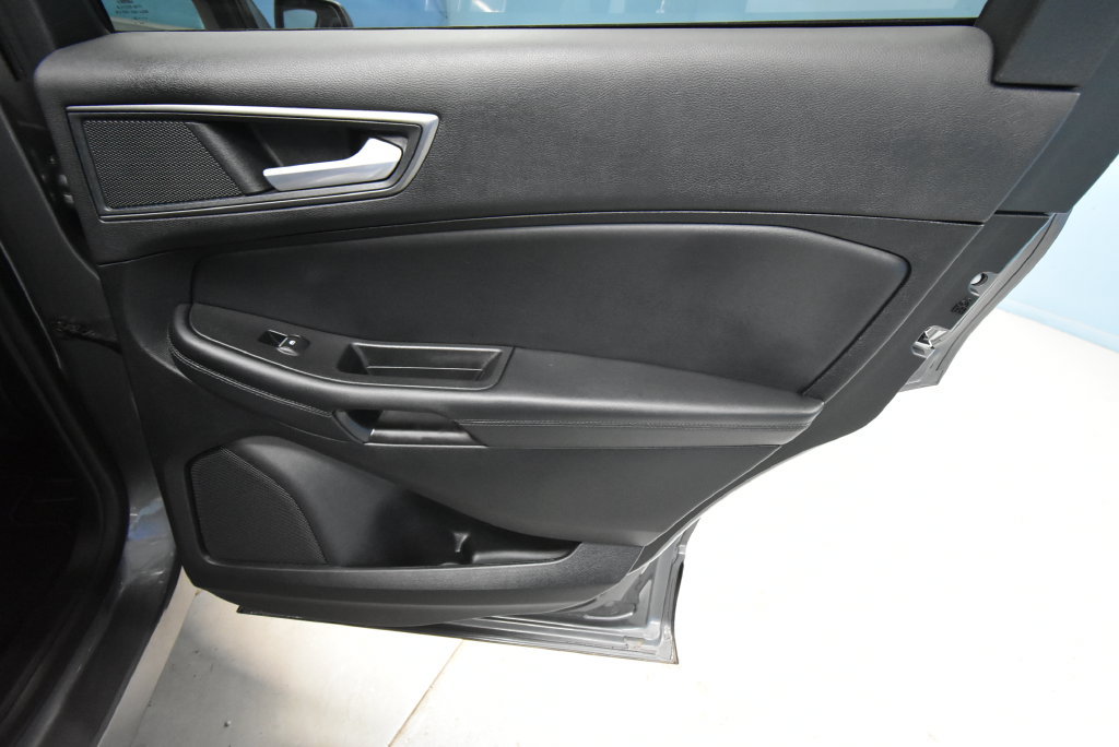 2024 Ford Edge SE - Photo 24