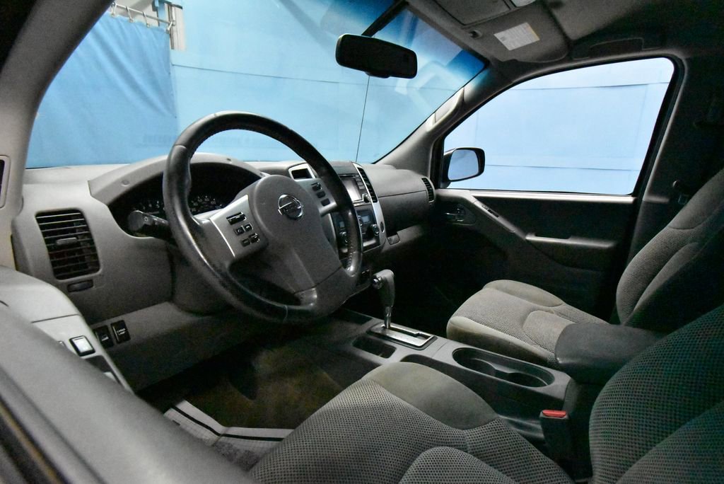 Used 2017 Nissan Frontier SV with VIN 1N6DD0EV6HN769866 for sale in Boonville, IN