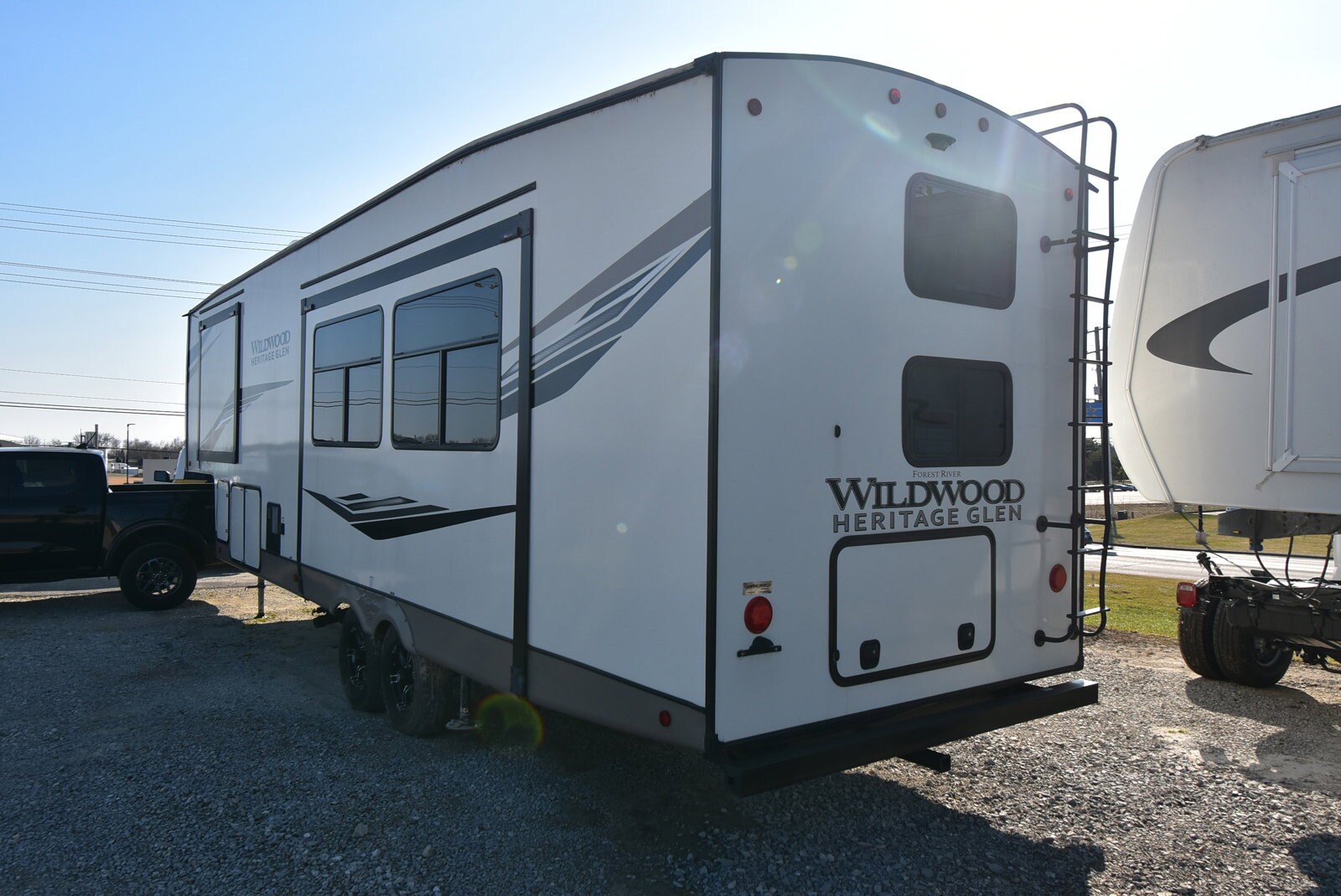 2022 Forest River Wildwood Laminated Towables photo 4