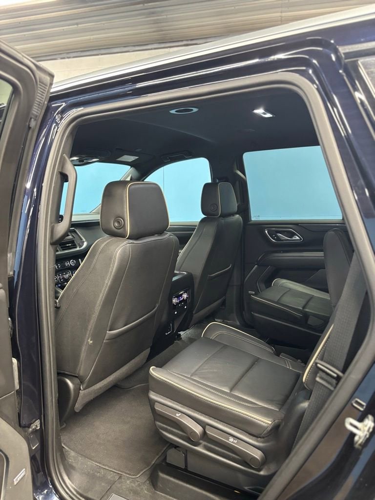 2023 GMC Yukon SLT - Photo 35