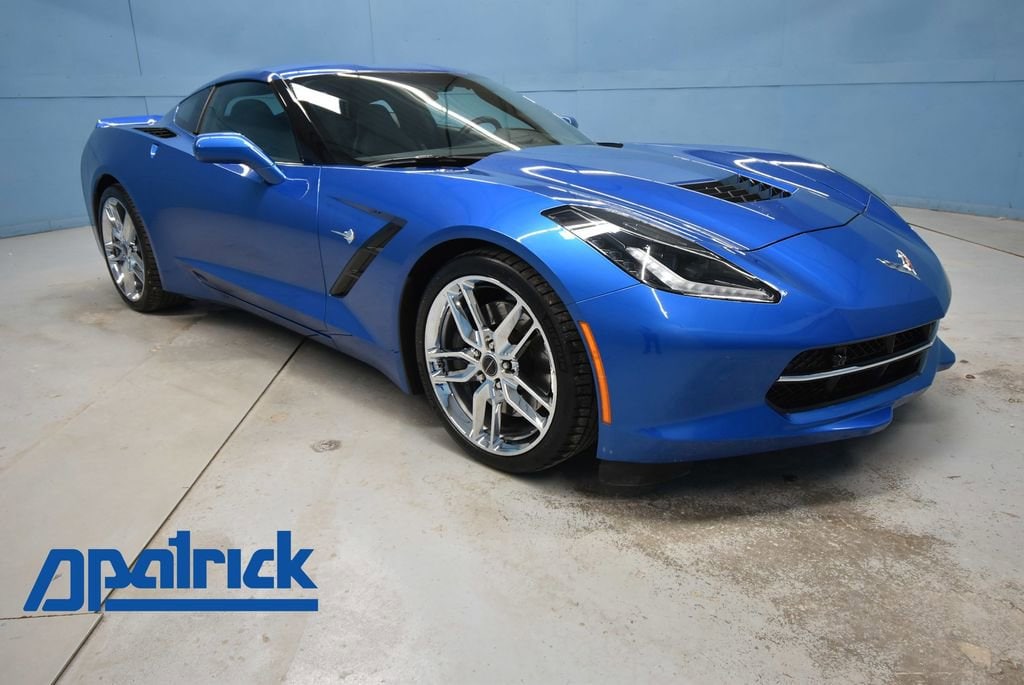 2016 Chevrolet Corvette Stingray Coupe 2LT w/Z51's photo
