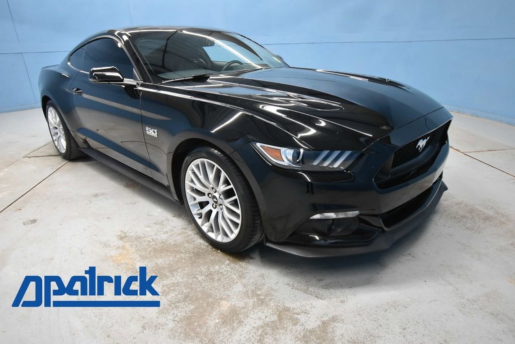 2017 Ford Mustang GT Coupe Premium's photo