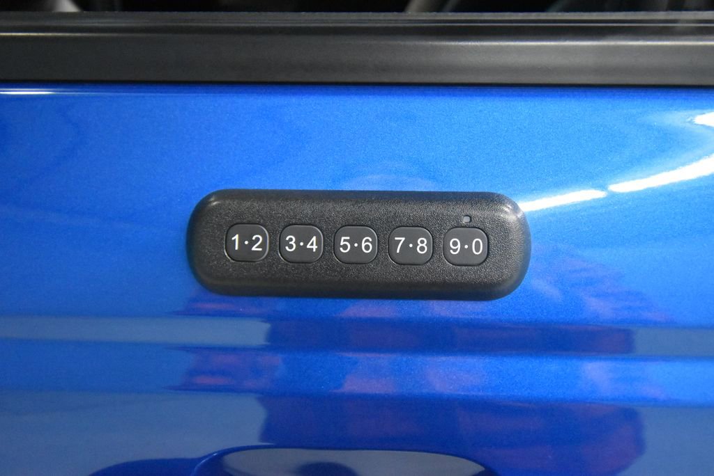 2021 Ford Bronco Outer Banks photo 3