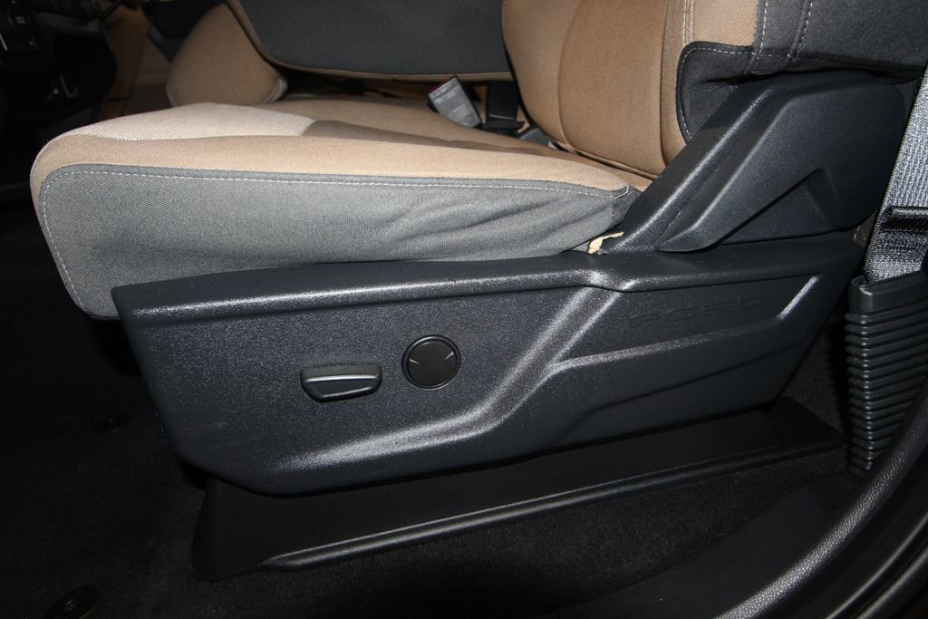2023 Ford F-150 XLT - Photo 7