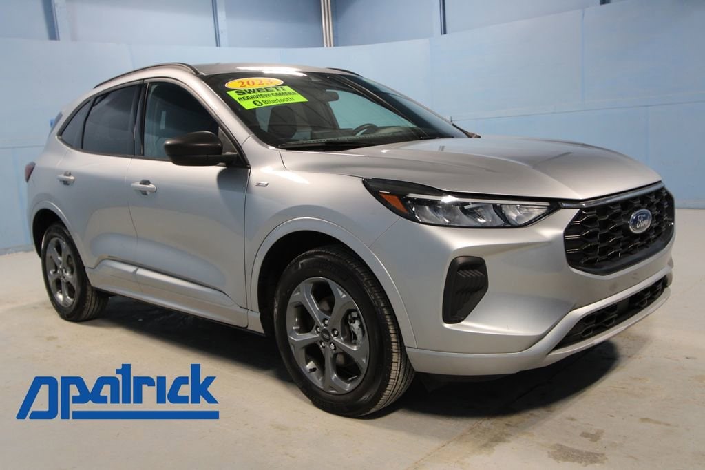 2023 Ford Escape ST-Line AWD's photo