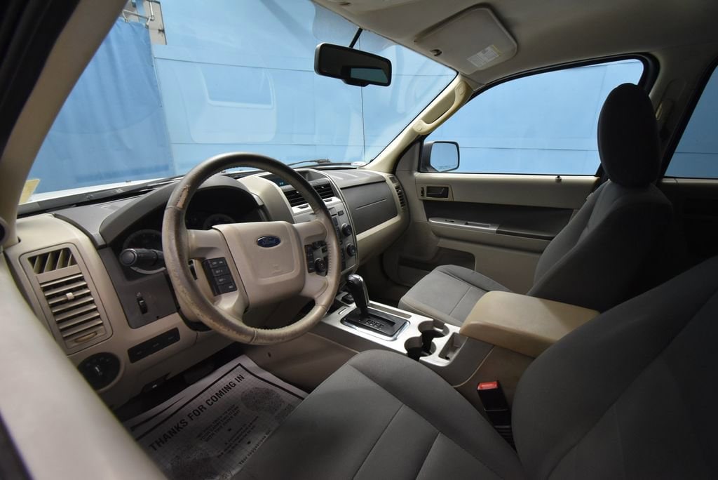 Used 2009 Ford Escape Hybrid with VIN 1FMCU49339KC01846 for sale in Boonville, IN