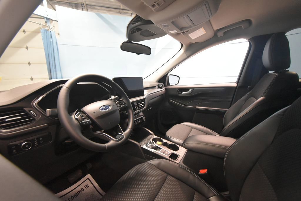 2024 Ford Escape Plug-In Hybrid Base Sport photo 2