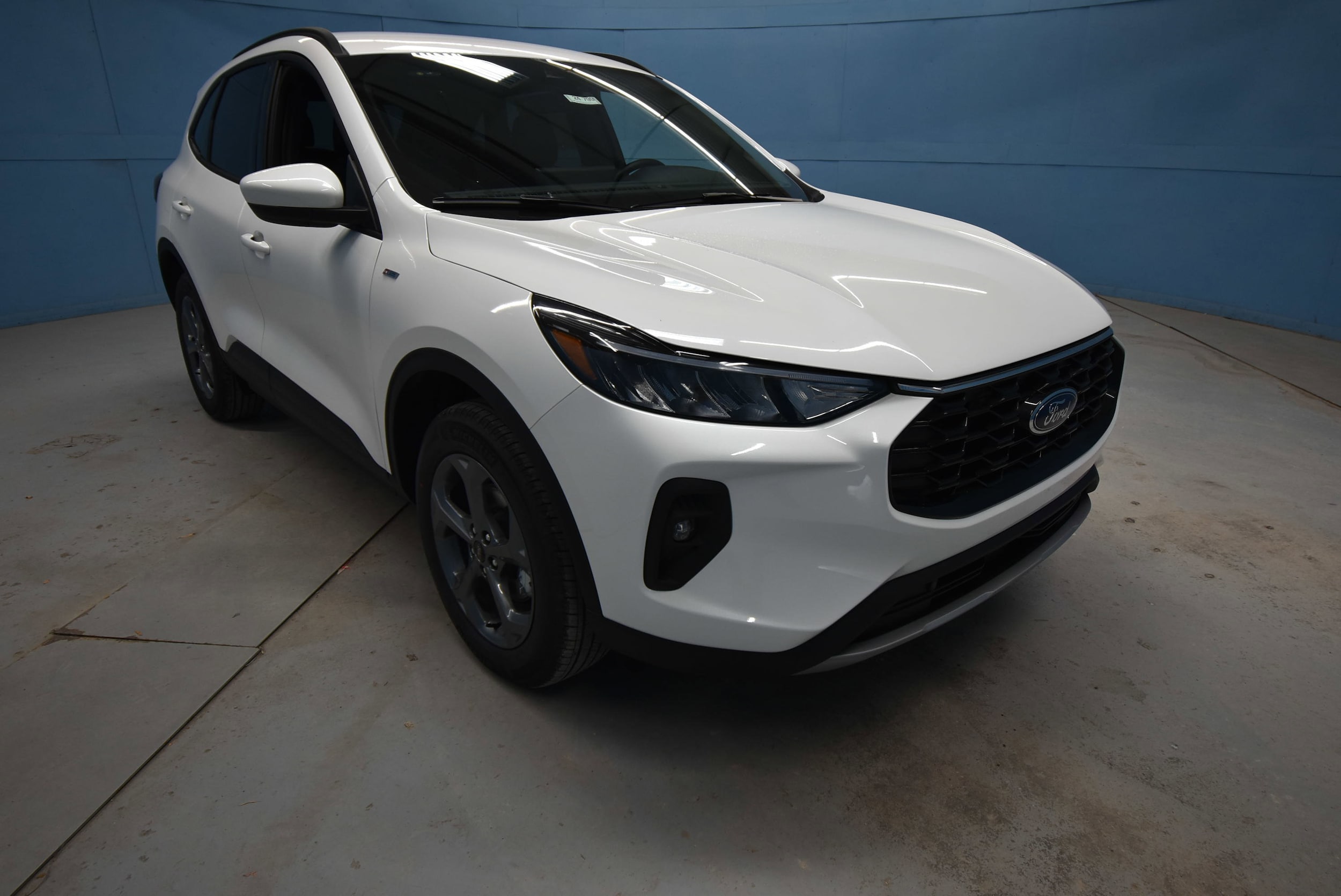 2026 Ford Escape ST-Line Select's photo