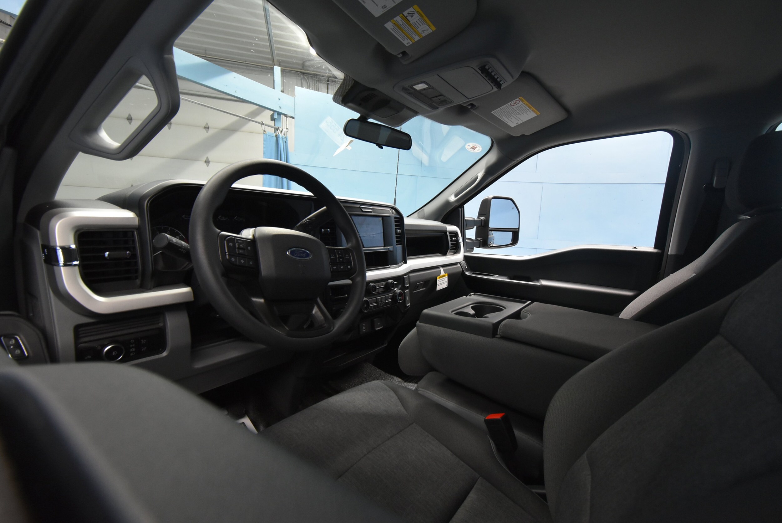 2025 Ford F-250 XL photo 2