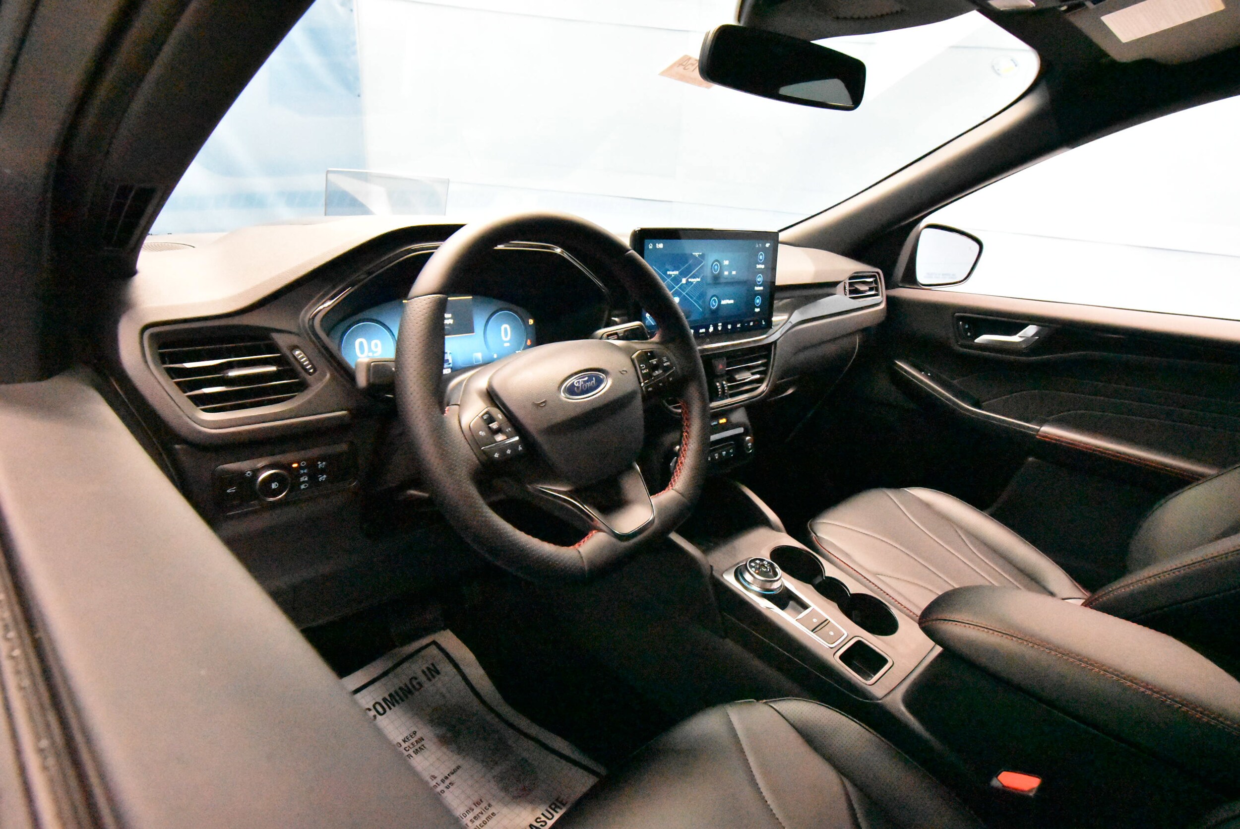 2026 Ford Escape ST-Line Elite photo 3