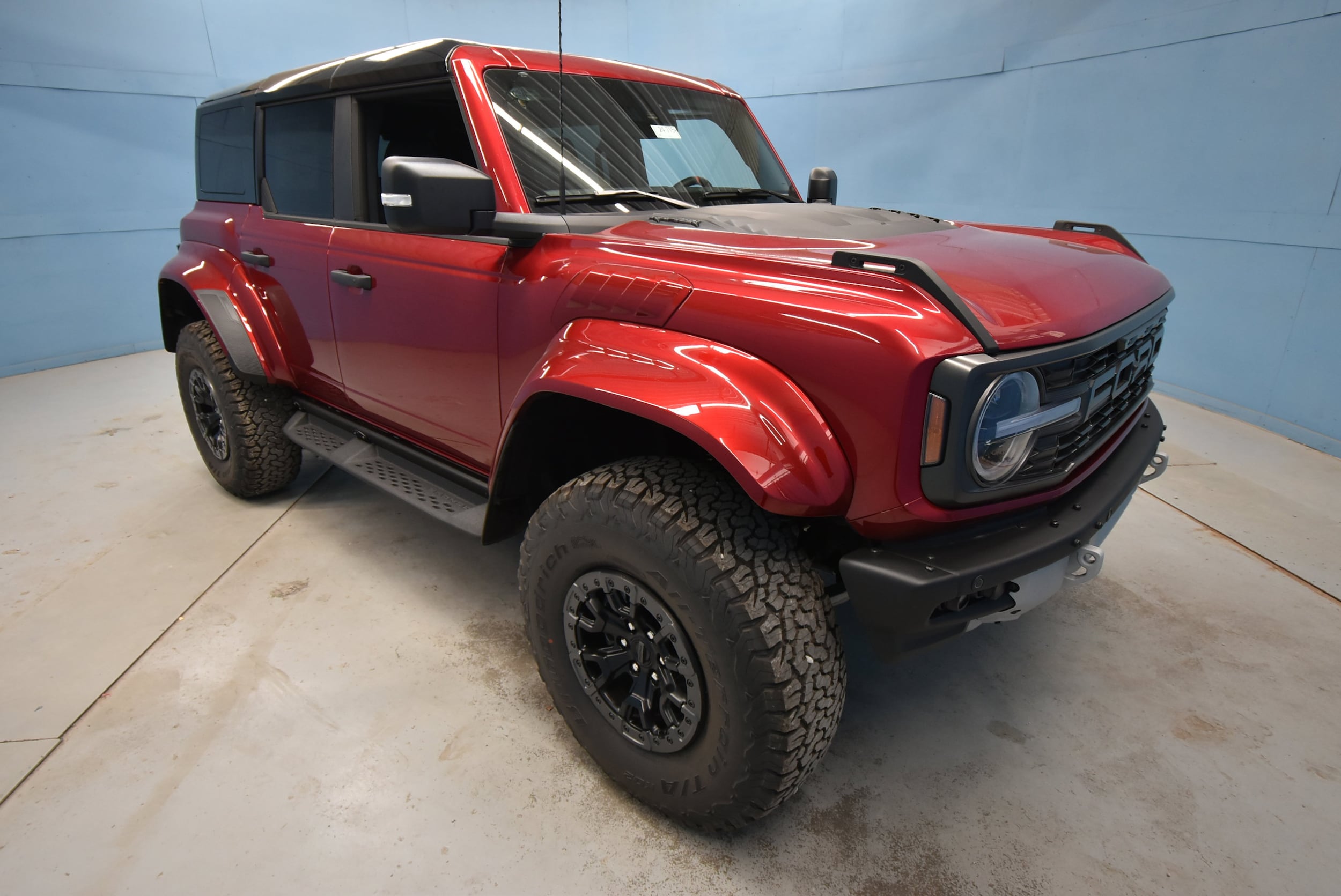 2025 Ford Bronco 4-Door Raptor's photo