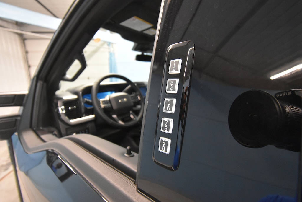 New 2026 Ford F-350 Platinum Truck Crew Cab