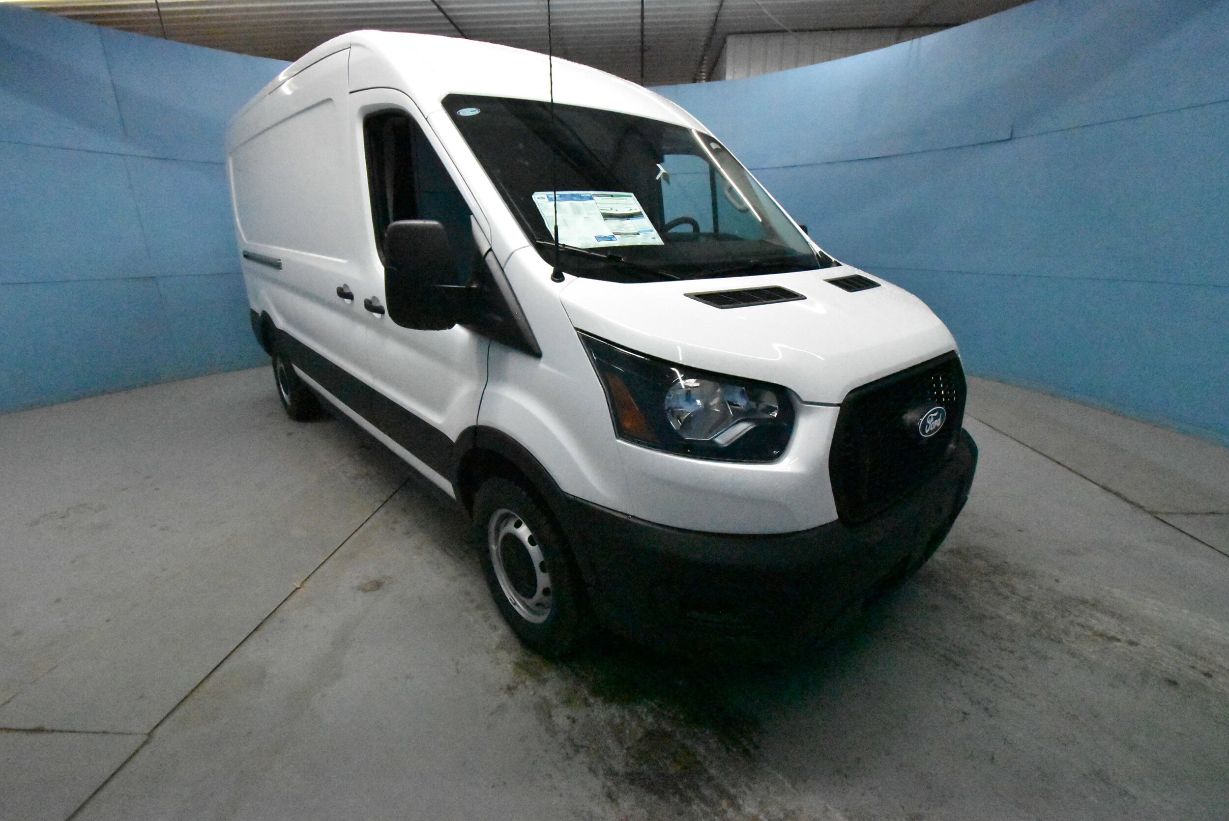 2026 Ford Transit photo 2