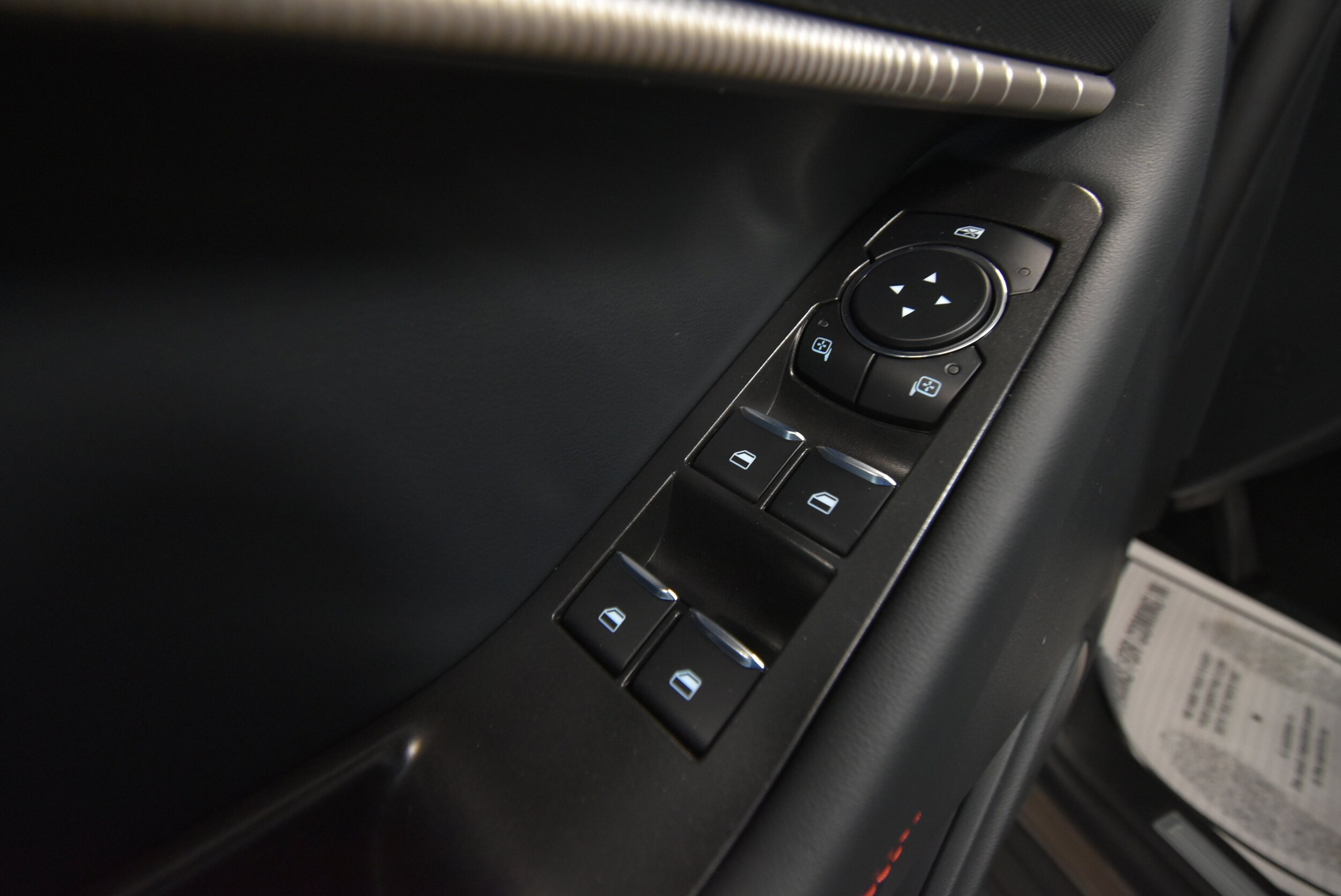 2026 Ford Explorer ST-Line photo 4