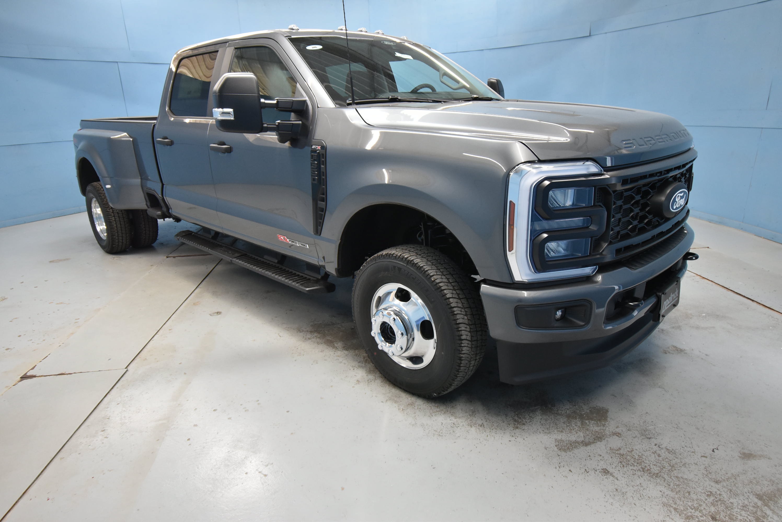 2027 Ford F-350 XL Truck Crew Cab