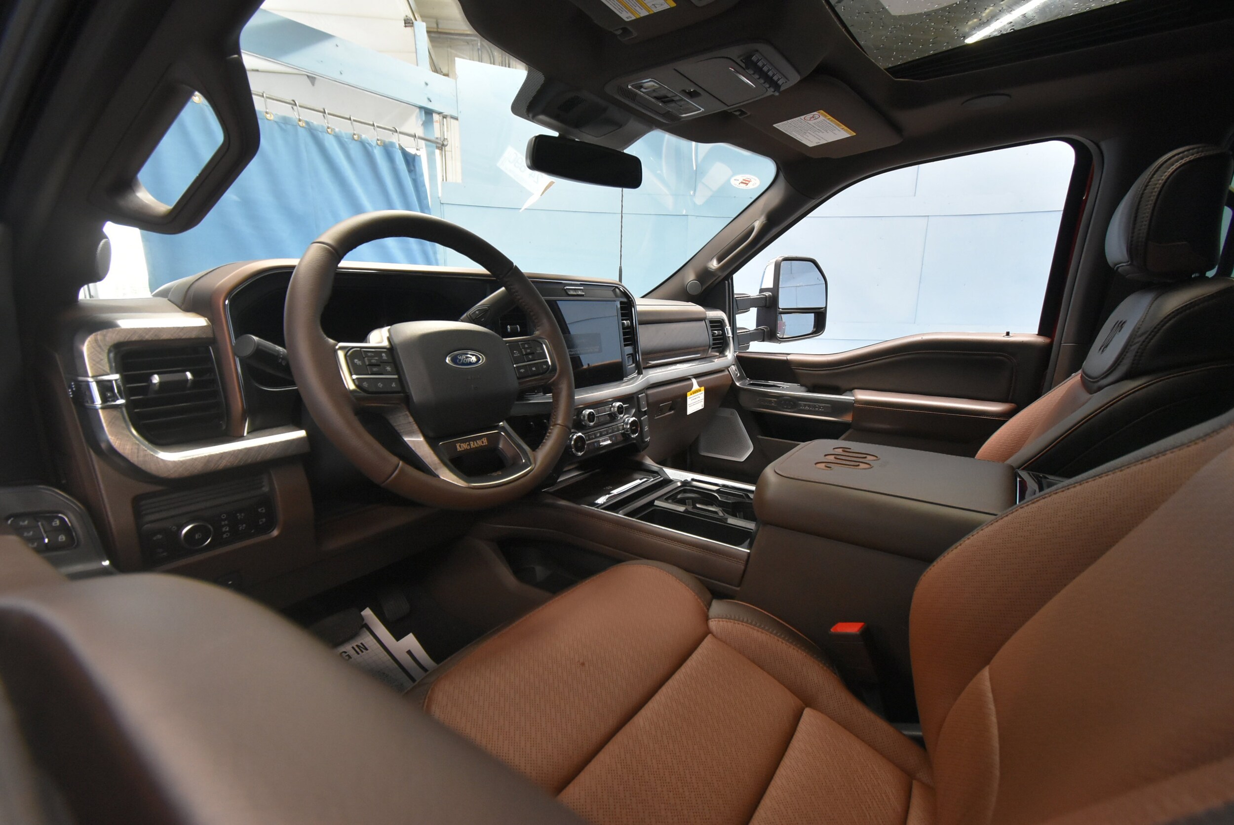2026 Ford F-250 King Ranch photo 2