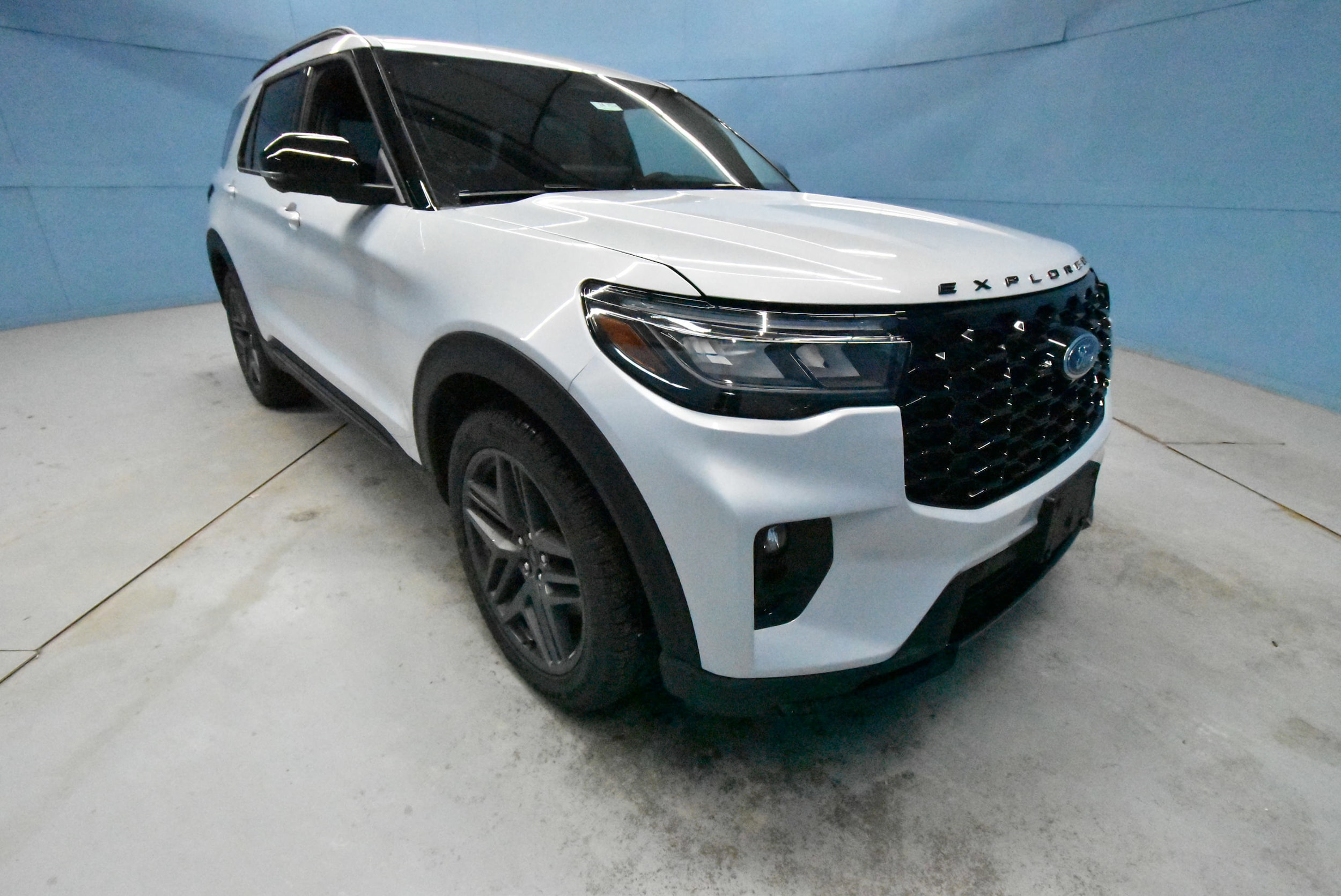 2026 Ford Explorer ST's photo