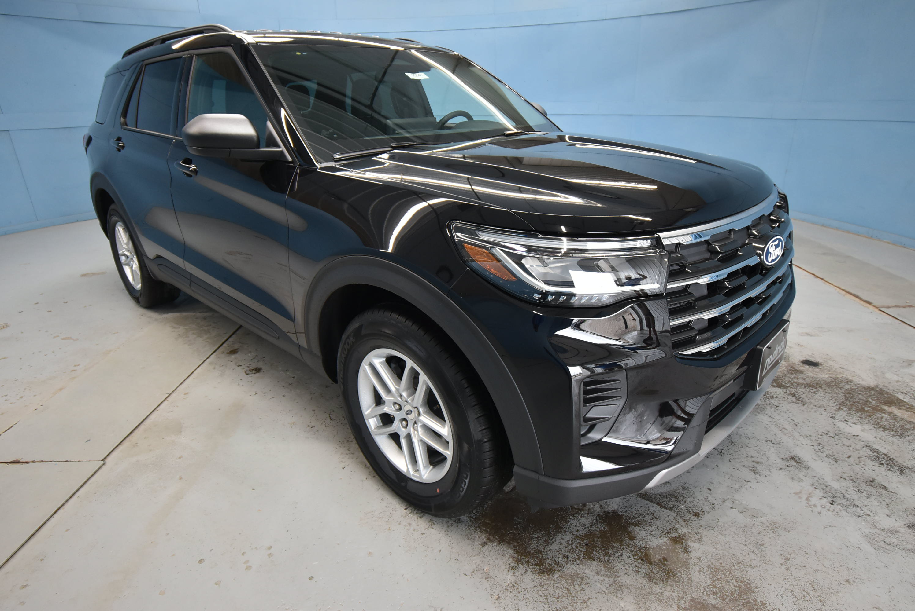2027 Ford Explorer Active w/200A Pkg SUV
