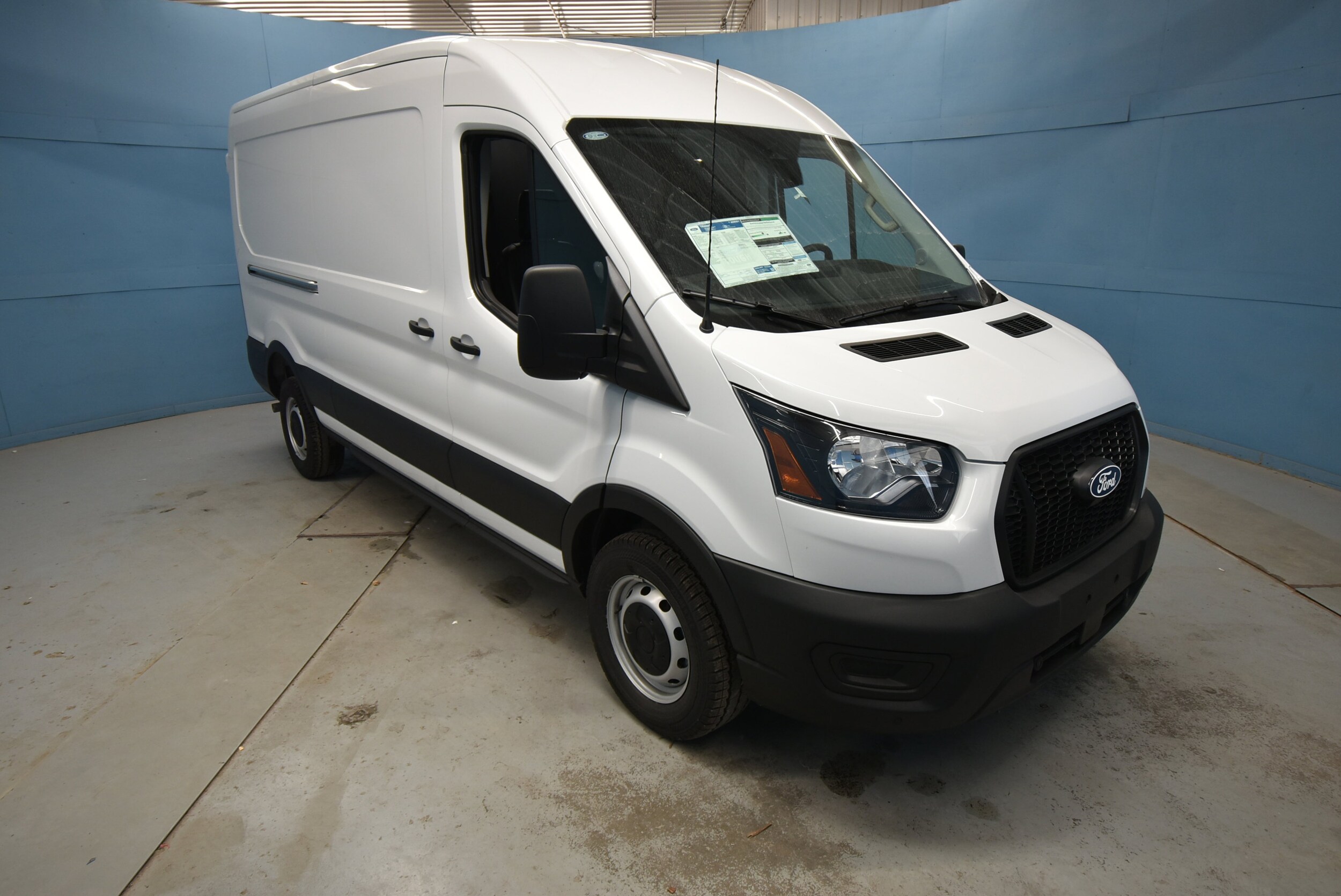 2026 Ford Transit photo 2
