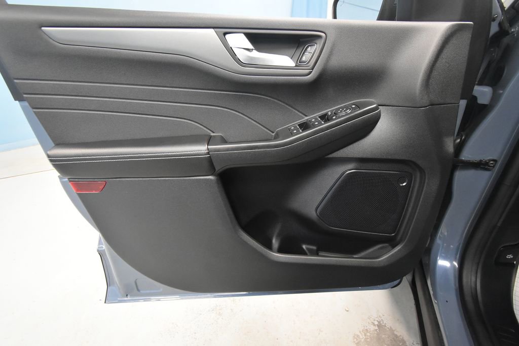 2024 Ford Escape Plug-In Hybrid Base Sport photo 3