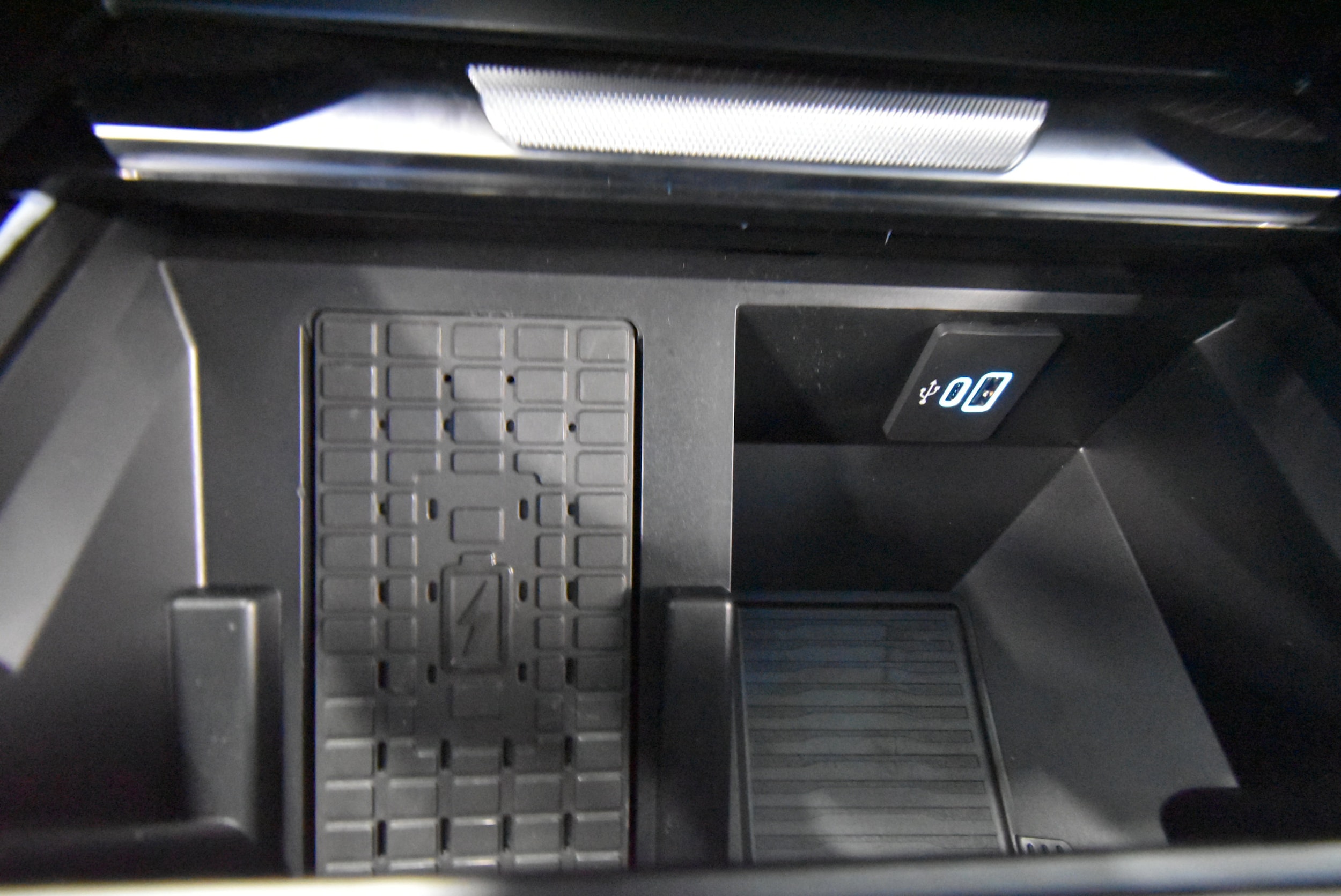 2025 Ford F-250 Super Duty Platinum - Photo 16