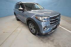 2025 Ford Explorer Active SUV