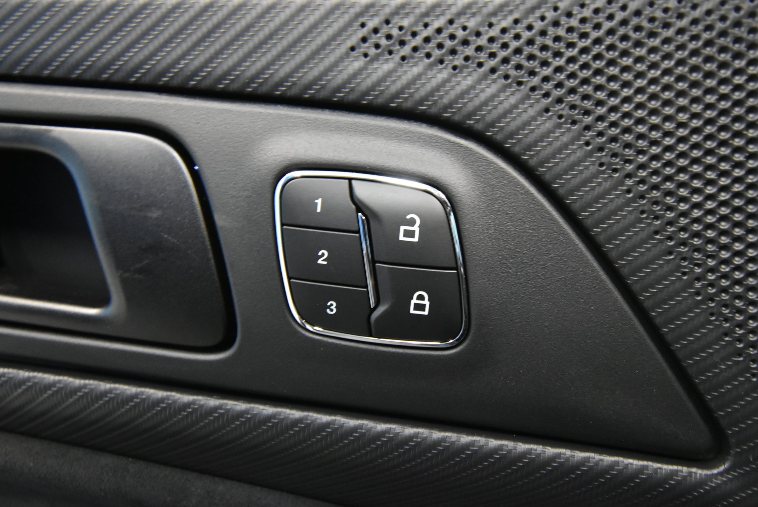 2025 Ford Mustang Dark Horse - Photo 5