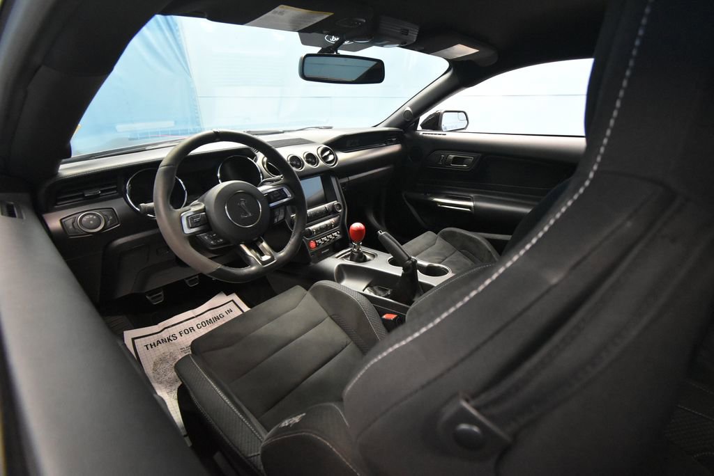 2017 Ford Mustang Shelby GT350 photo 2