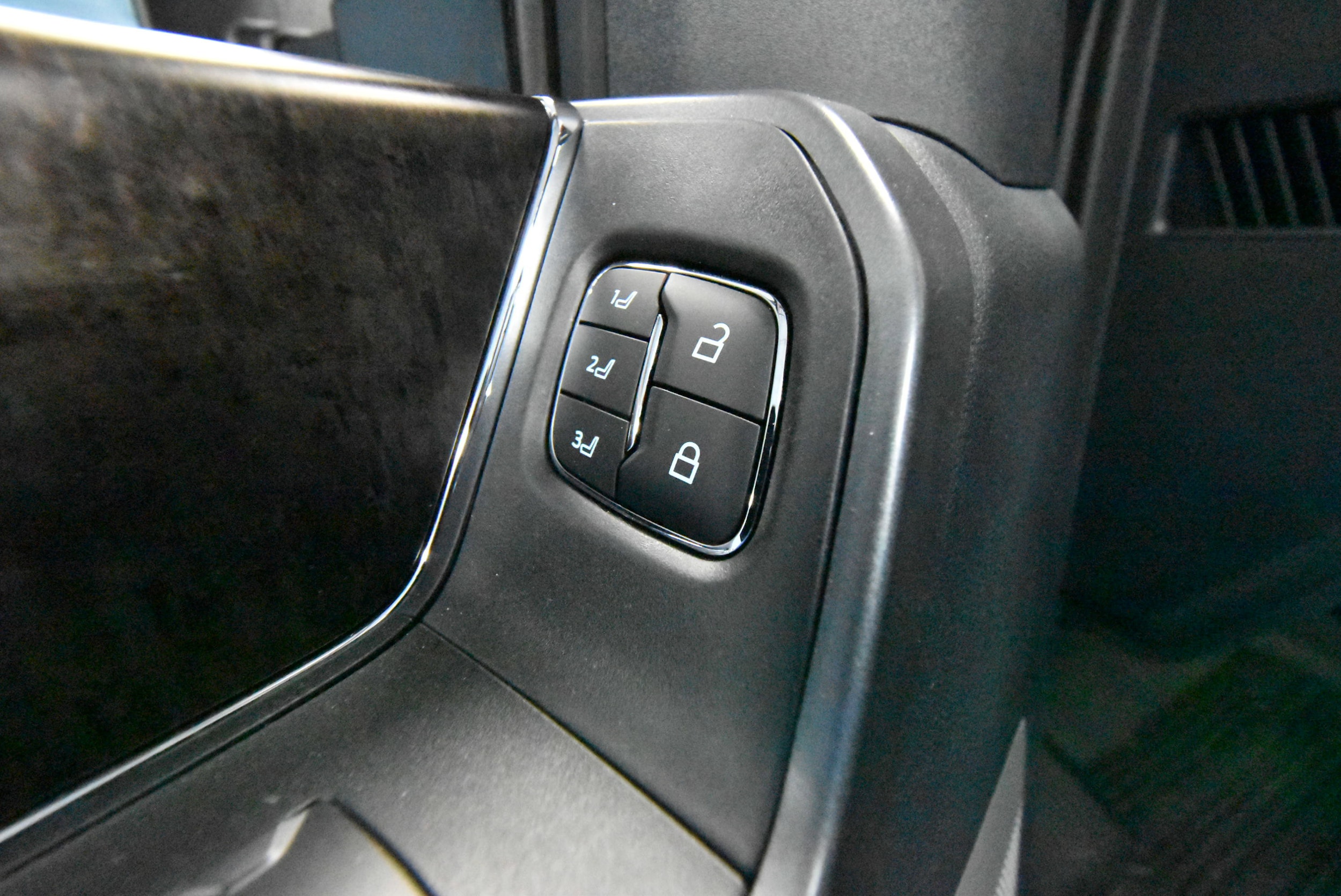 2025 Ford F-350 Super Duty Lariat - Photo 6